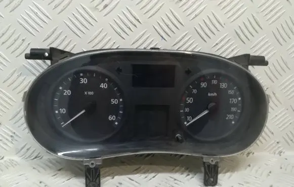 Renault Trafic II (X83) Speedometer (instrument cluster) P8200283197D 281123769 NS8562633R