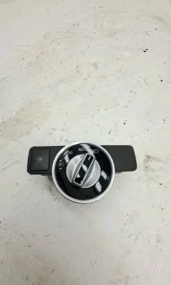 Mercedes-Benz CLS C218 X218 Light switch A2129050551