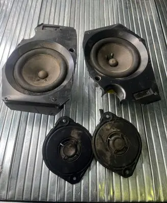 Volkswagen Caddy Panel speaker 2K0035411A