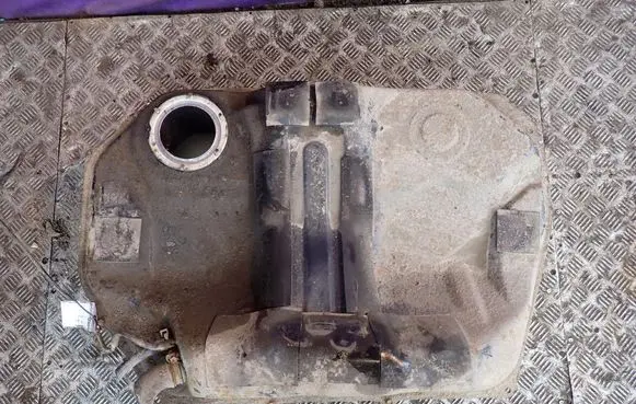 Honda CR-V Fuel tank