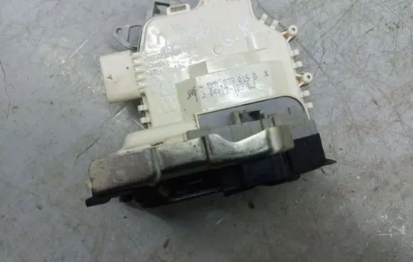 Porsche Panamera (970) Rear door lock 8K0839015D