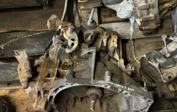 Peugeot 307 Manual 6 speed gearbox 20MB01