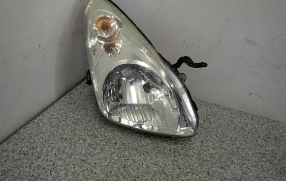 Nissan Pixo Headlight/headlamp
