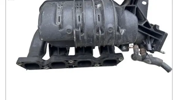 Toyota Avensis T250 Intake manifold 1711122080