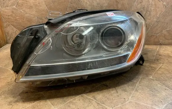 Headlight/headlamp