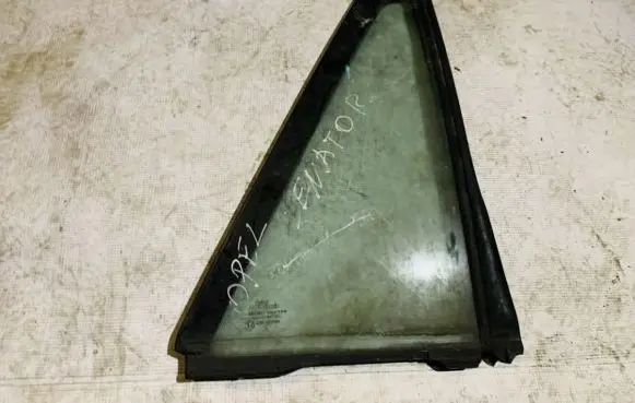 Opel Senator B Rear vent window glass 