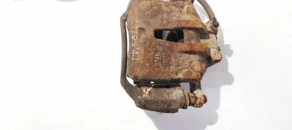 Hyundai i30 Front brake caliper