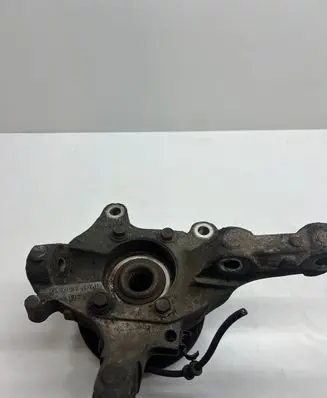 Chrysler Pacifica Front wheel hub 04743146AB