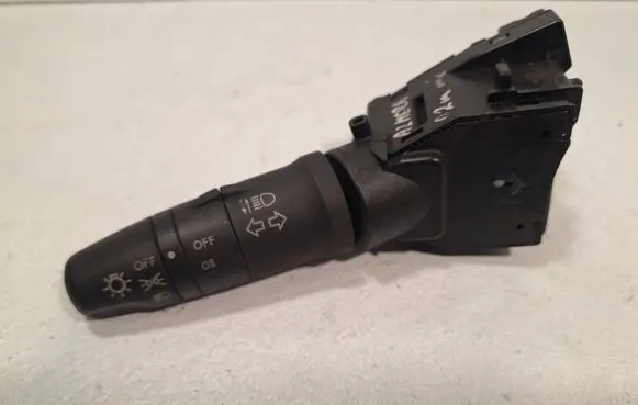 Nissan Almera N16 Indicator stalk 25540AV620