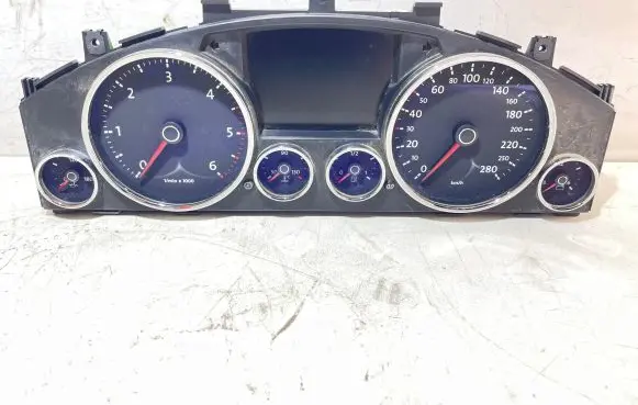 Volkswagen Touareg I Speedometer (instrument cluster) 7L6920890C 180808 0263671114