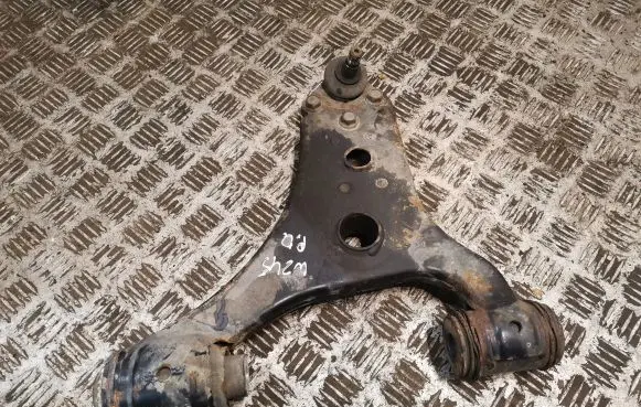 Mercedes-Benz B W245 Front lower control arm/wishbone A1693300100 1693300100
