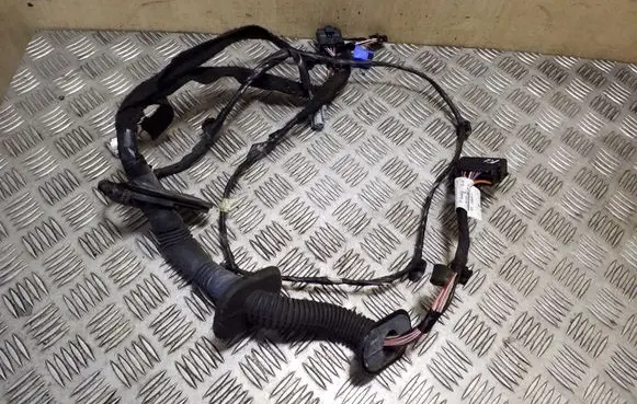 Nissan NV400 Front door wiring loom 241258291R 258291R CE6339291R