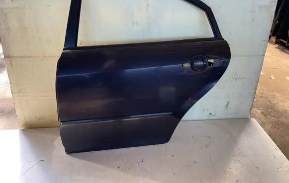 Mazda 6 Rear door