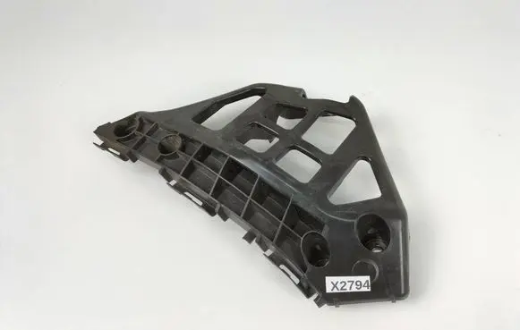 Front bumper mounting bracket