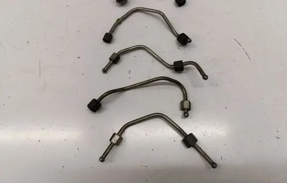 Opel Crossland X Fuel line pipe