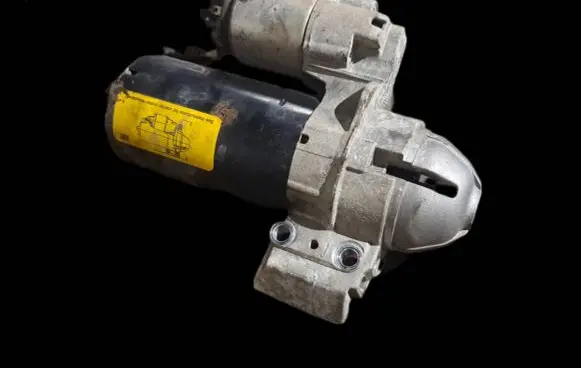 BMW 5 E60 E61 Starter motor 1005831793