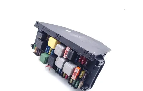 Mercedes-Benz E W212 Fuse module A2129006012 A2129015304 A2129025405
