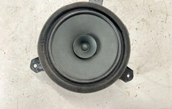Subaru Forester SK Rear door speaker 9M105F 86301SJ110