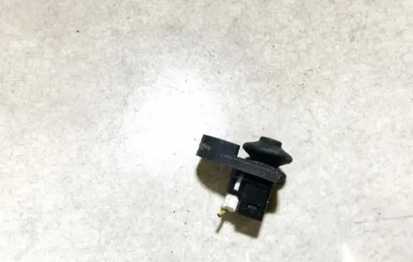 Nissan Primera Front door sensor 