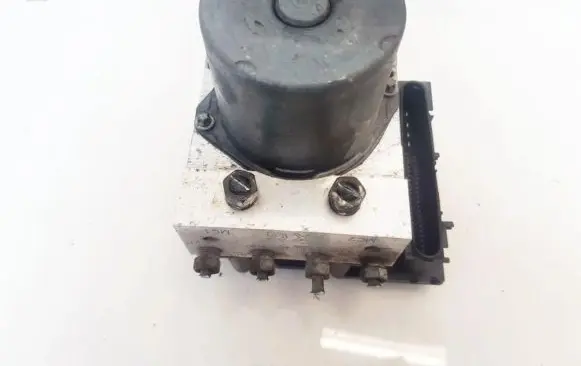 Toyota Avensis T270 ABS Pump 0265251999 12032780898