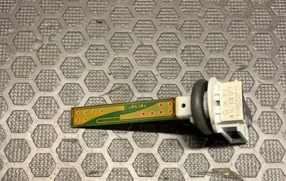 Mercedes-Benz ML W164 Interior temperature sensor A1638300272 1608050232 784113B