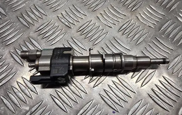 BMW 5 F10 F11 Fuel injector 7585261 758526 10181010