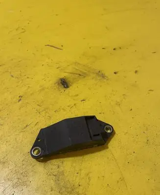 Mercedes-Benz E W211 Airbag deployment crash/impact sensor A0018209326 0018209326