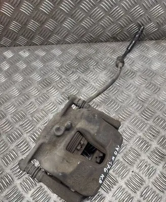 Mercedes-Benz A W176 Front brake caliper 