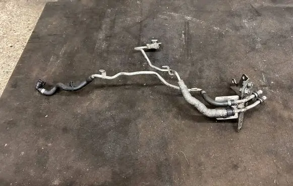 Brake vacuum hose/pipe