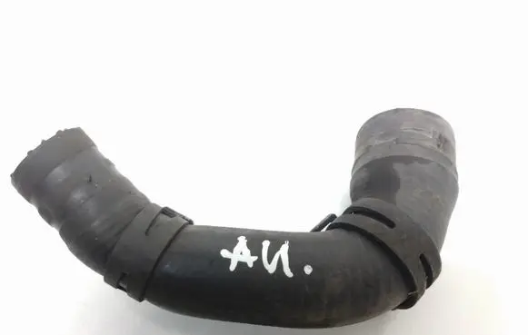 Mercedes-Benz Vito Viano W639 Engine coolant pipe/hose A6398326423