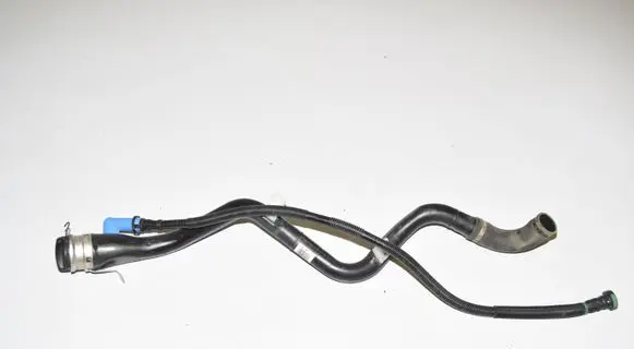 BMW X1 E84 Fuel tank filler neck pipe 7207391 16117207391