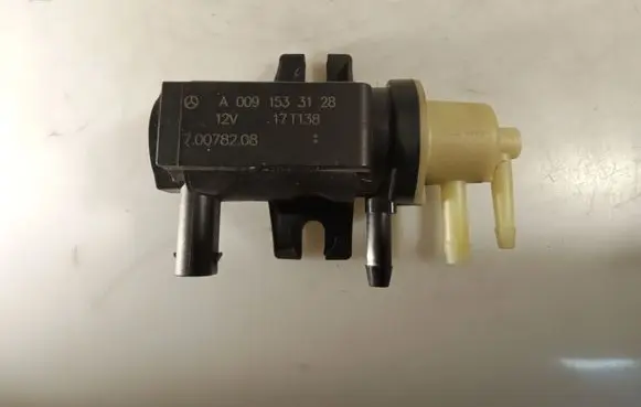 Mercedes-Benz E W212 Turbo solenoid valve A0091533128