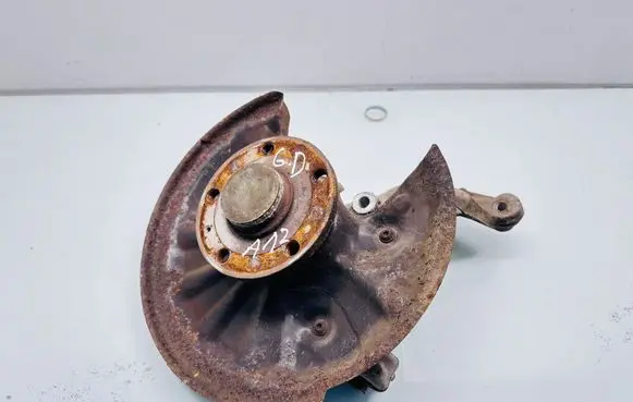 Volkswagen PASSAT B8 Rear wheel hub 