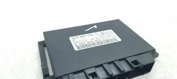 Mercedes-Benz E W211 Parking PDC control unit/module A0255457132
