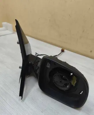 Front door electric wing mirror