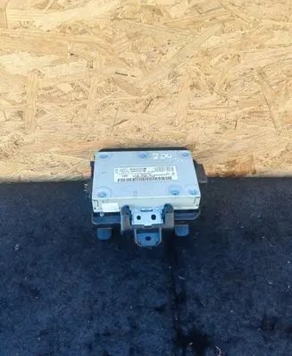 Mercedes-Benz C W204 GPS navigation control unit/module A2049015902