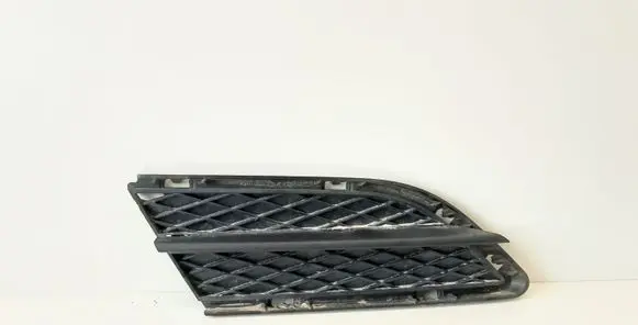 BMW 3 E90 E91 Front bumper lower grill 7138418 51117138418