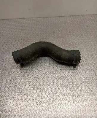 Toyota Avensis T220 Engine coolant pipe/hose