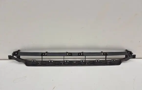 Audi Q7 4M Front bumper lower grill 4M0807647B 4M0807647B4W3