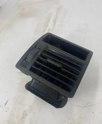 Volkswagen Transporter - Caravelle T5 Dashboard side air vent grill/cover trim 7H1819203A