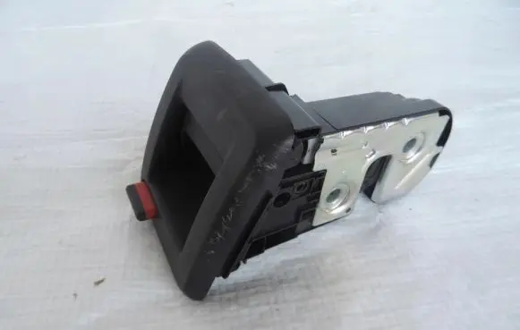 Opel Mokka Front passenger seat console base 13315774