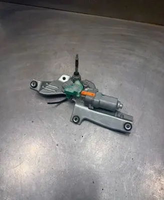 Subaru Forester SG Rear window wiper motor 