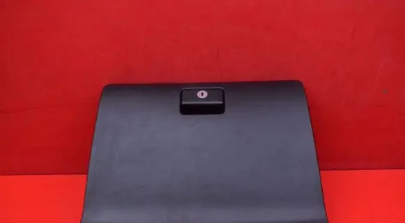 Toyota Corolla Verso E121 Glove box 55551-0F010