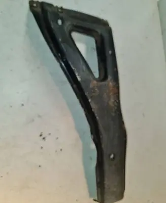 Audi 100 S4 C4 Holder (bracket) 4A0821138A