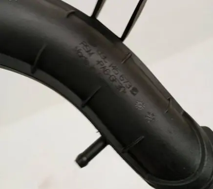 Volkswagen Touran I Engine coolant pipe/hose 03C129617D 03C129617H 03C129617