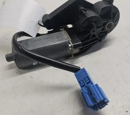 Mercedes-Benz S W221 Seat adjustment motor 82064806