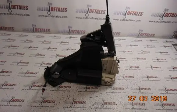 Mercedes-Benz R W251 Front door lock A1697202835