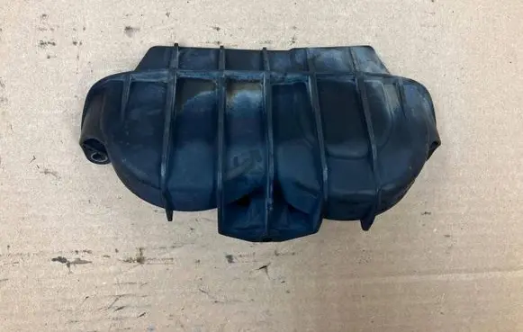 Mercedes-Benz A W176 Timing belt guard (cover) A2740340020