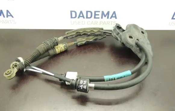 Renault Megane III Gear shift cable linkage 8200779393 DS14