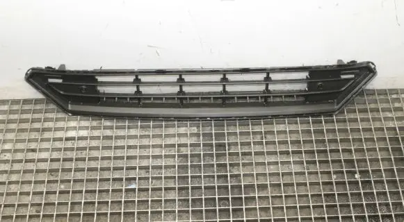 Volvo XC40 Front grill 32136098